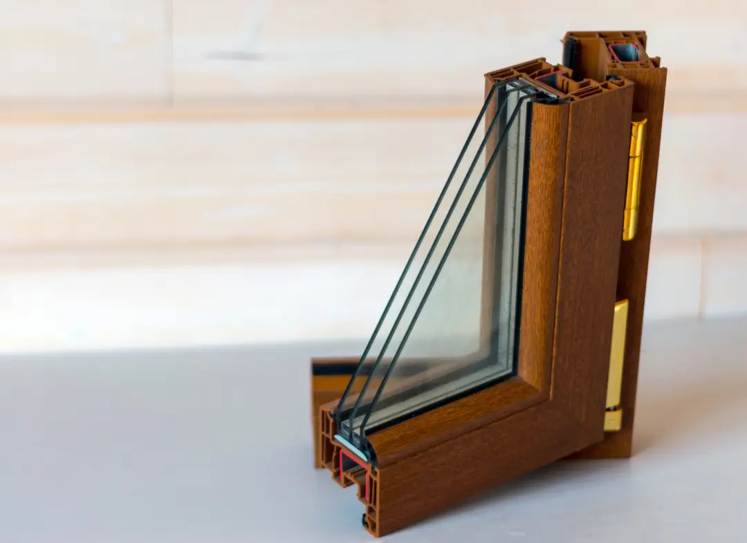 Installation de fenêtre en bois sur mesure Soullans